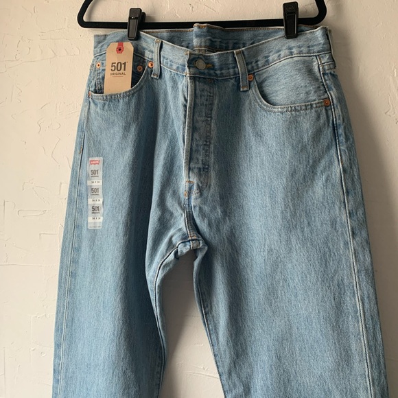 Levi’s 501 Original Stonewash Light Denim Jeans 36 - Picture 6 of 7